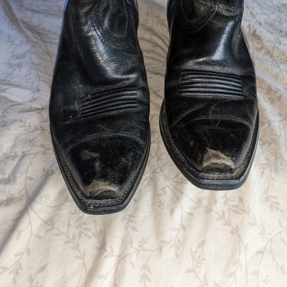 Ariat Boots - Picture 5 of 9